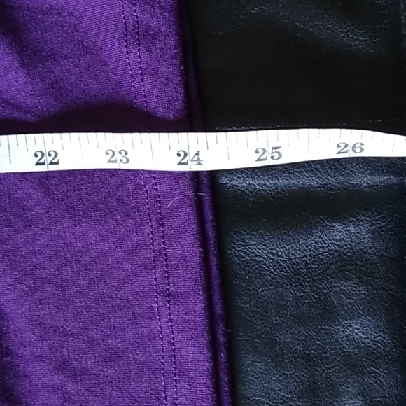 Hot topic cut out tee L - Picture 6 of 6